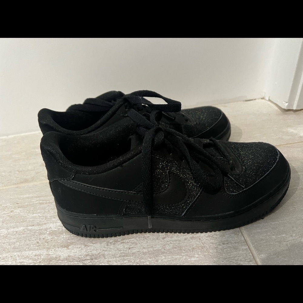 Nike Air Force One Low Black Glitter Classic Uptown Ny Streetwear Size